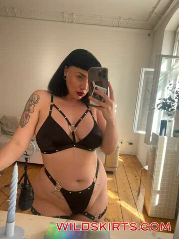 bettybrat / bettybrat / _bettybrat_?igshid=ymmymta2m2y= nude OnlyFans, Instagram leaked video #2