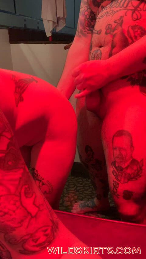 adventurousdamage09 / blowmeoandjuliet. / adventurousdamage09 / u307266324 nude OnlyFans leaked video #9