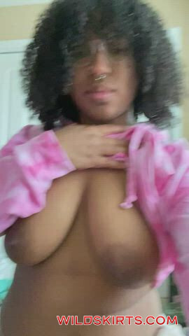 Carameldelight nude leaked photo #2