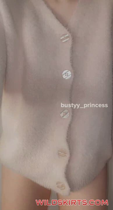 Bustyy_princess / cloverwoods nude OnlyFans leaked video #228