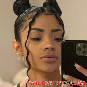 Delilahfangg nude photos & videos
