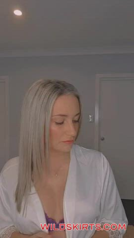 Petite Aussie MILF / ellymaebaker / ellyfans69 / petite-goddess69 nude OnlyFans, Instagram leaked video #9