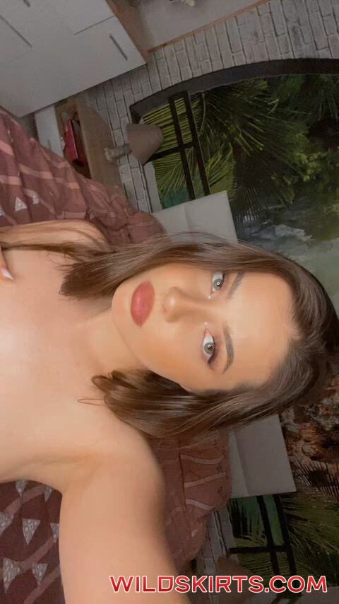 Erika / erikacostell / theprettymess nude OnlyFans, Instagram leaked video #211