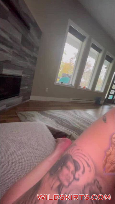 Jhonniecockinher1 / freesunmega / jhonniecockinher1 / sunmega3 / jhonnie_handsforherr nude OnlyFans, Instagram leaked video #65