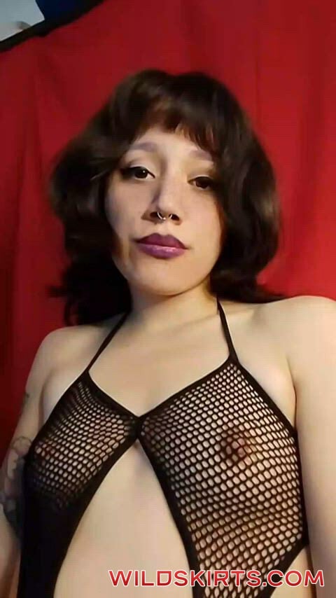 👑 Winona 👑 / mistresswinona / her6black6wings6 / winonita nude OnlyFans leaked video #67