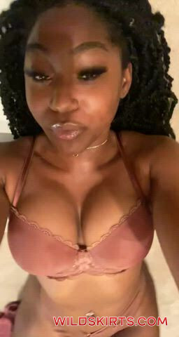 itzblossombtch / itzblossombtch / amaraanu nude OnlyFans leaked video #2