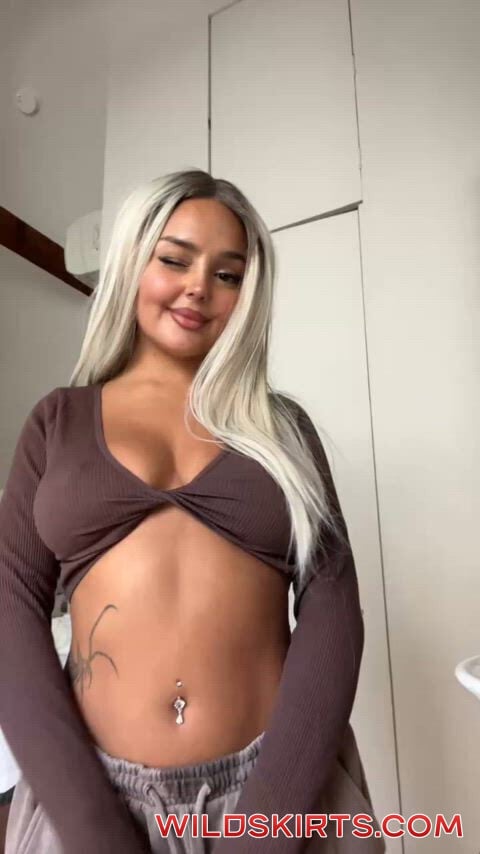 Kira 🤍 / kikikattan / babyfacedhoe nude OnlyFans leaked video #390