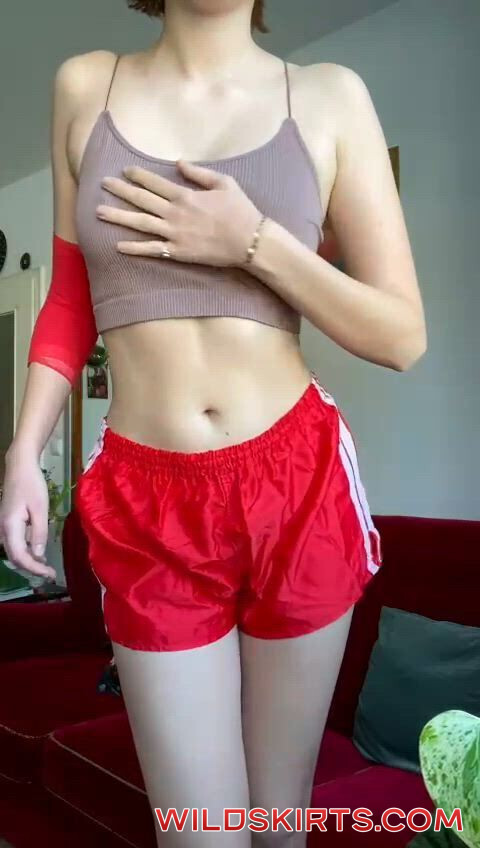 Https://onlyfans.com/linda-2002 / linda-2002 / youngstudent nude OnlyFans leaked video #28