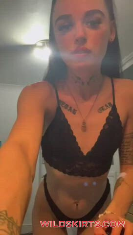 Little Miss Alice x / little_miss_alice_x / littlemissalice nude OnlyFans leaked video #2