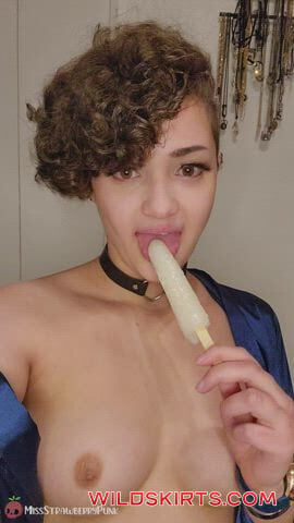 Luna / beeesknees / lalaluna nude OnlyFans leaked video #157