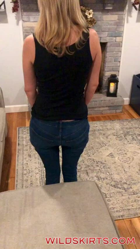 MILFNEXTDOOR33 / momnextdoor33 / milfnextdoor33 nude OnlyFans leaked video #38