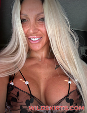 Nina Coxxx avatar