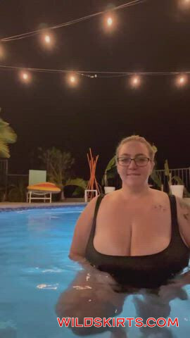 Queenbbw00 / queenbbw00 / lovingadventures nude OnlyFans leaked video #23