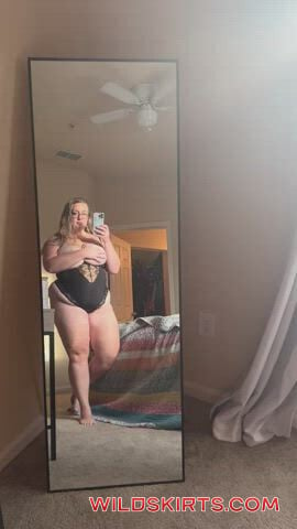 Queenbbw00 / queenbbw00 / lovingadventures nude OnlyFans leaked video #53