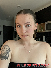 rebelrosie avatar