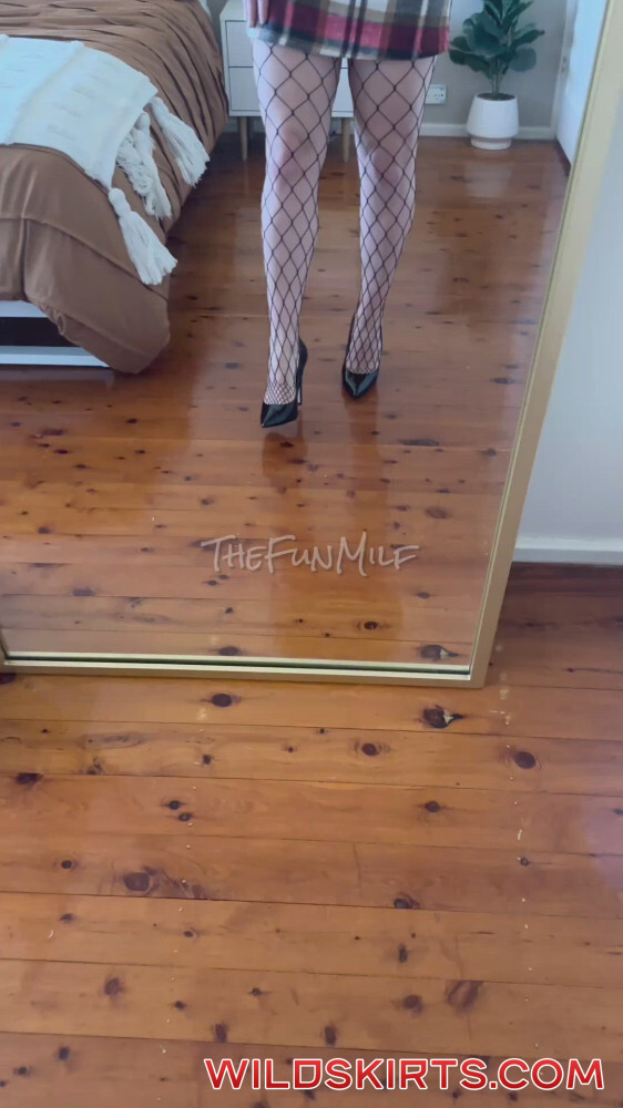 Thefunmilf / thisfunmum / thefunmilf / thelifeofahotwife_ / funmum nude OnlyFans, Instagram leaked video #104