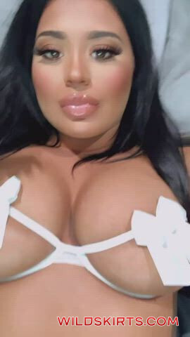 Valentina Maria / valentinamariaa / valentinamami nude OnlyFans leaked photo