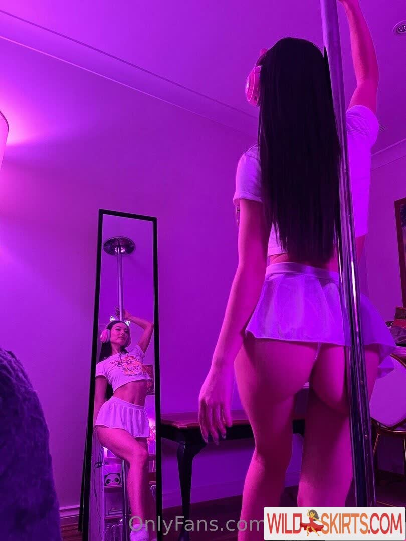 daddyaizawaa / little.pearl.girl / littlepearlgirl nude OnlyFans, Instagram leaked photo #1