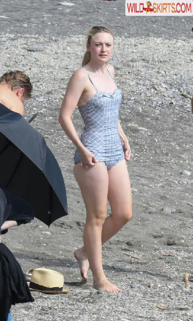 Dakota Fanning / dakotafanning nude Instagram leaked photo #197