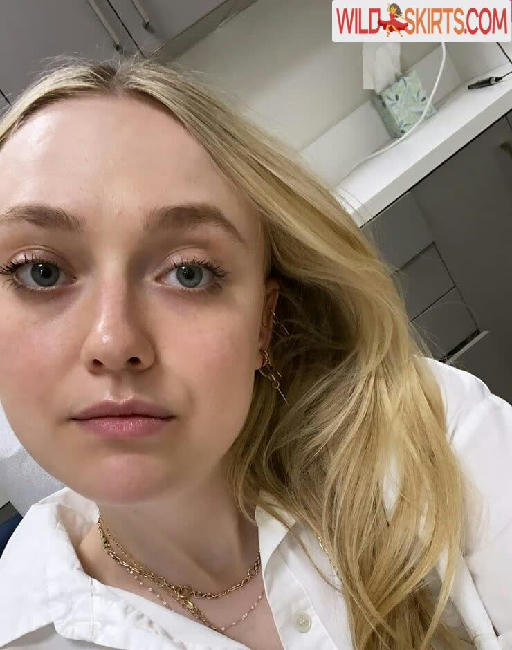 Dakota Fanning / dakotafanning nude Instagram leaked photo #218