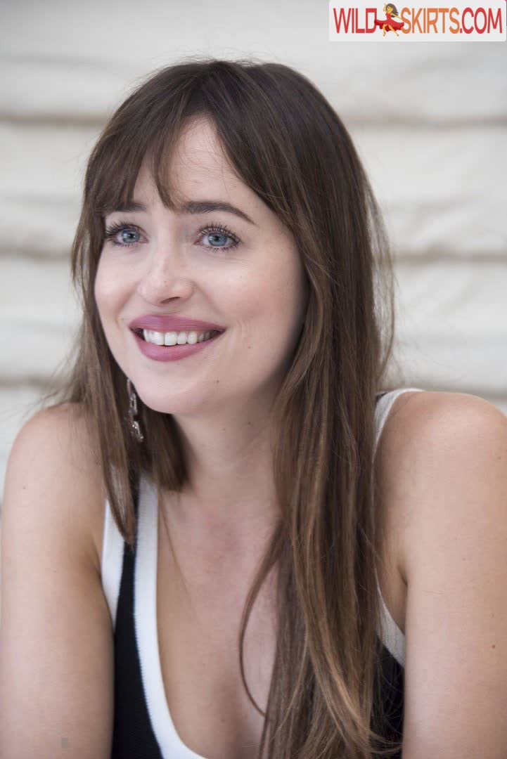 Dakota Johnson nude leaked photo #45