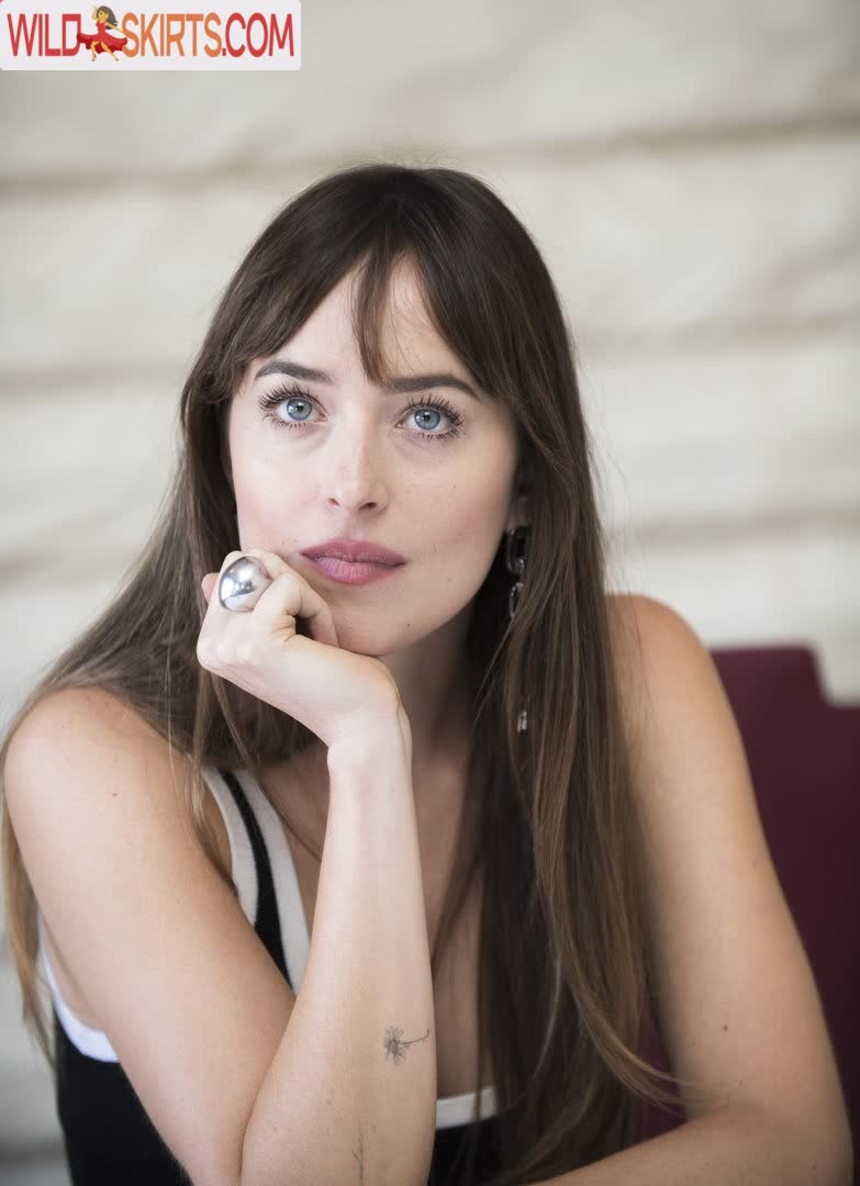 Dakota Johnson / dakotajohnson nude Instagram leaked photo