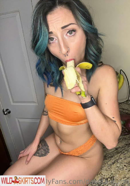 dakota-quinn nude OnlyFans leaked photo #9