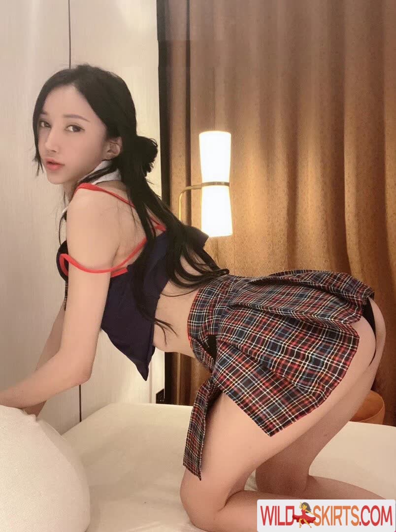 Dana Meng / DanaMengxiaoyi / heydana7 / 孟晓艺 nude Instagram leaked photo #74
