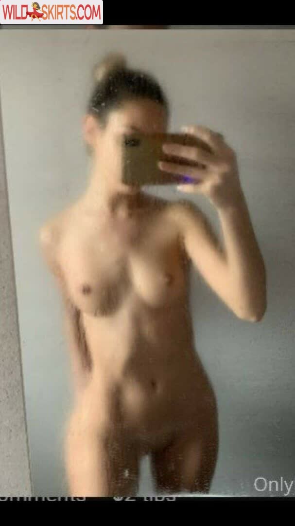 Dani U nude leaked photo #4