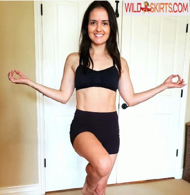 Danica McKellar / danicamckellar nude Instagram leaked photo #14