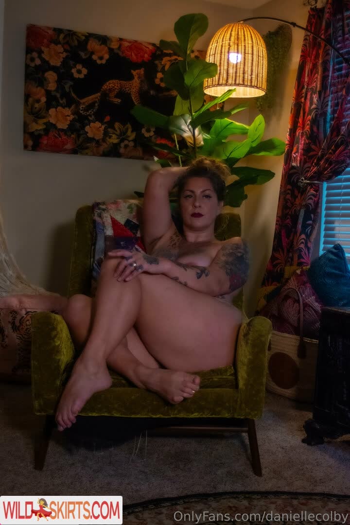 Danielle Colby nude leaked photo #770