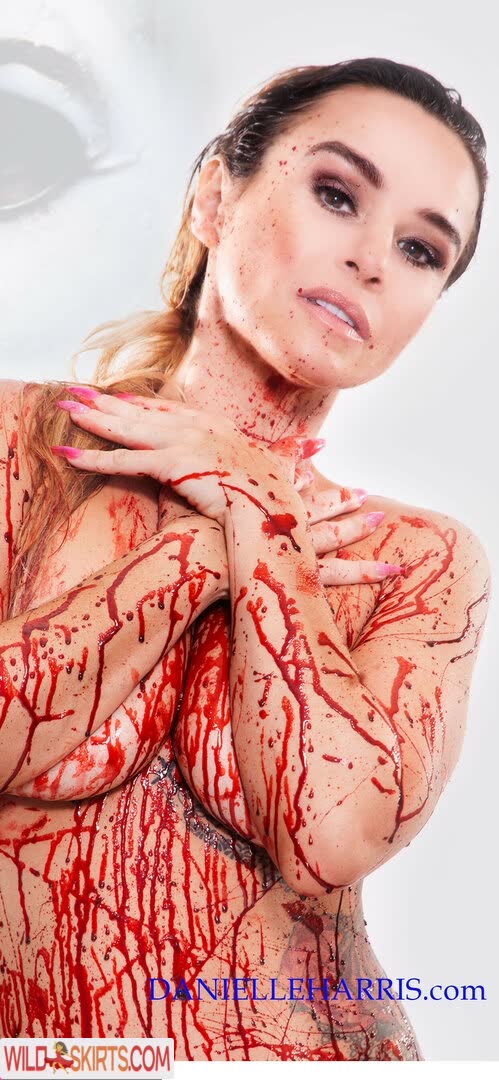 Danielle Harris / halloweengal nude leaked photo #5