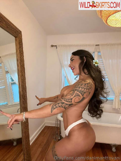 Danielle Mantovani / danimanttovani / danimareee nude OnlyFans, Instagram leaked photo #17