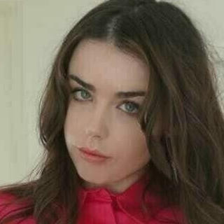 Danielle Sharp avatar