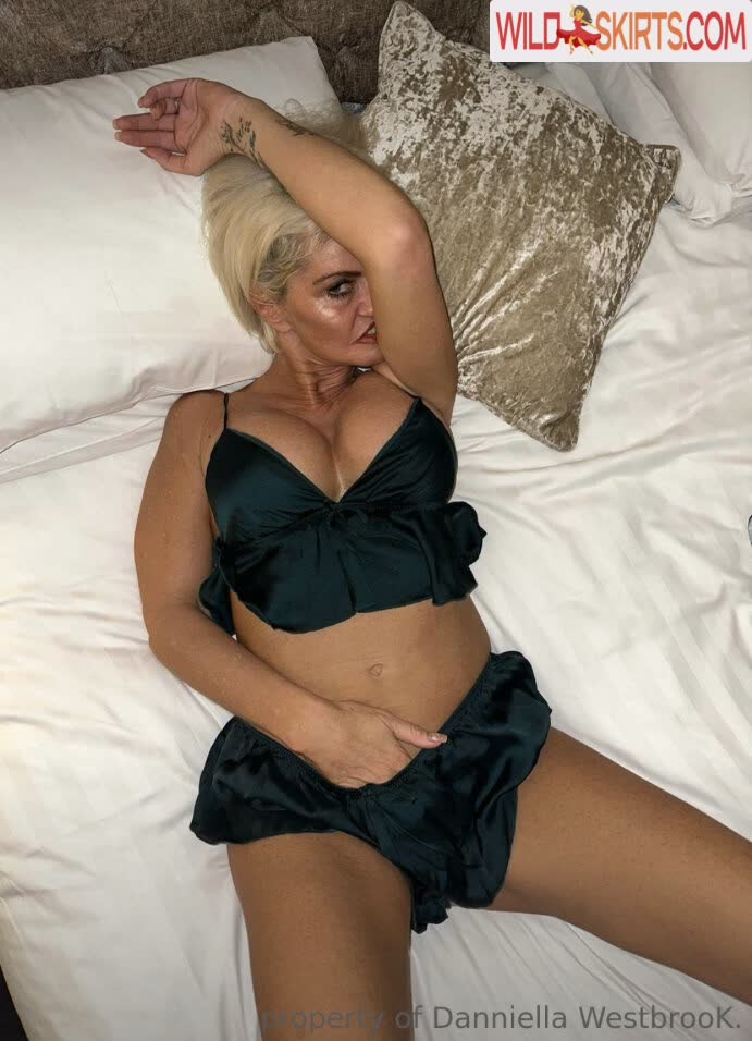 Danniella Westbrook / danniellawestbrook_73 / fooking_cunt / westbrookdanni nude OnlyFans, Instagram leaked photo #19