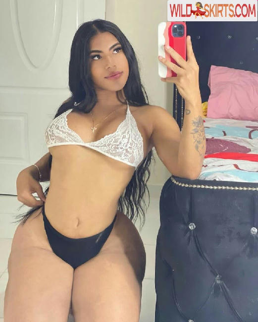 Darlyn Castillo / darlyn0420 / darlyn2104 / darlynoficial1 nude OnlyFans, Instagram leaked photo #3