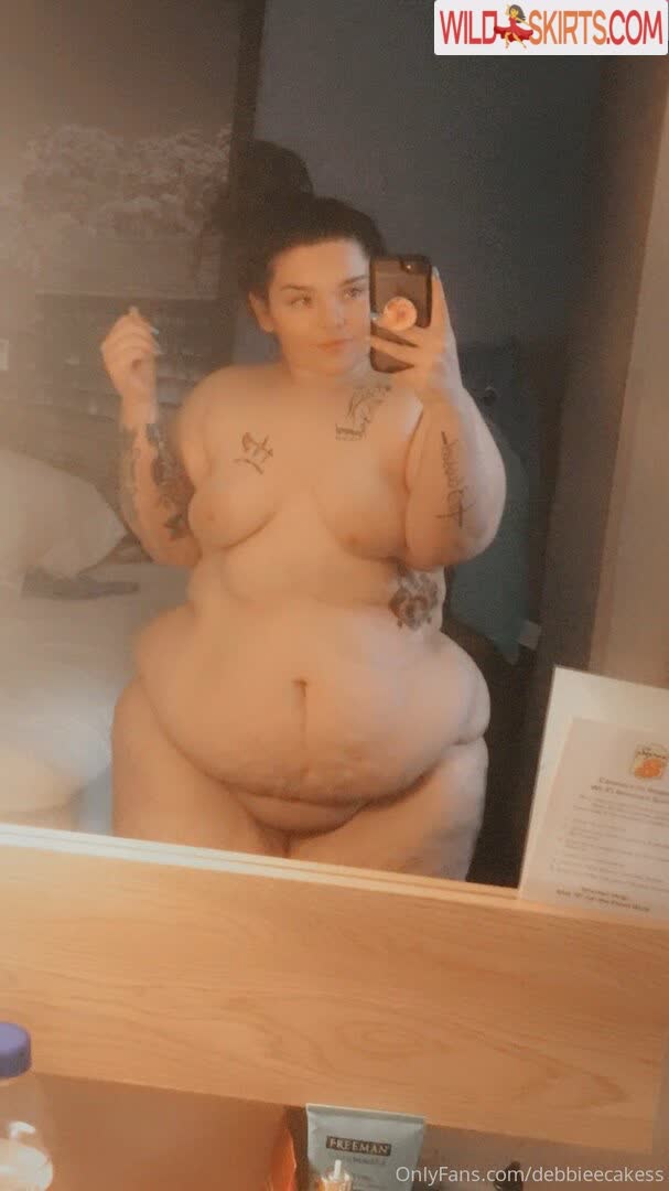 Debbieecakess nude leaked photo #89