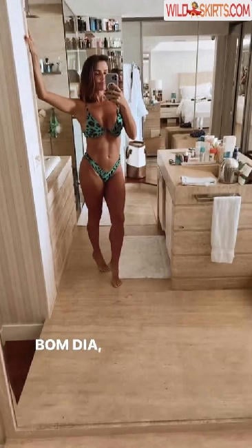 Deborah Secco / dedesecco nude Instagram leaked photo #483