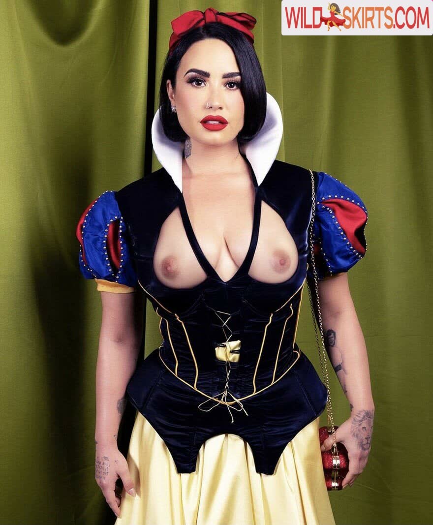 Demi Lovato Ai Porn nude leaked photo #10