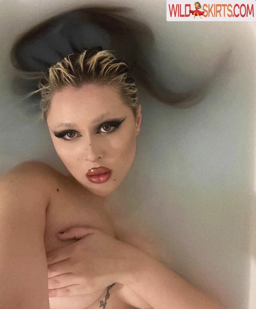 Demonkomplex / Lois / demonkomplex / laviniaollhoff nude OnlyFans, Instagram leaked photo #3