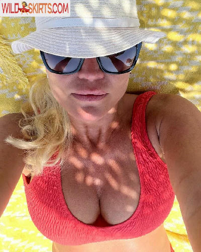 Denise Van Outen / vanouten_denise nude Instagram leaked photo #47