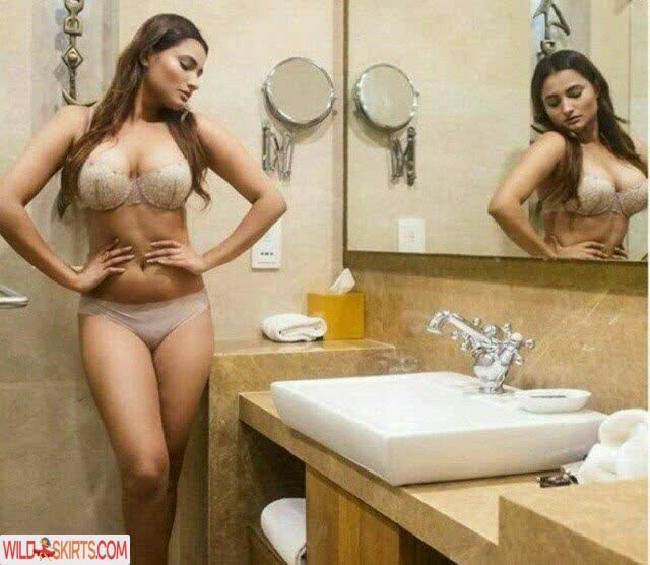 Desi NRI / desi.nri nude Instagram leaked photo #6