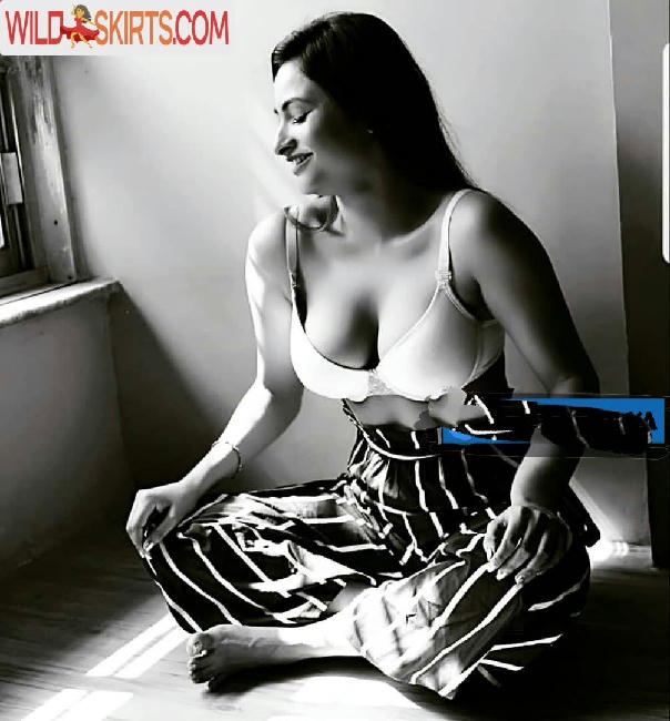 Desi NRI / desi.nri nude Instagram leaked photo #25