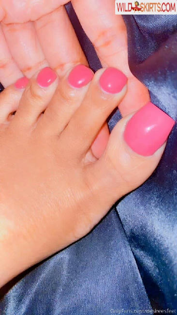 desireesfeet / desirees.feet / desireesfeet nude OnlyFans, Instagram leaked photo #17