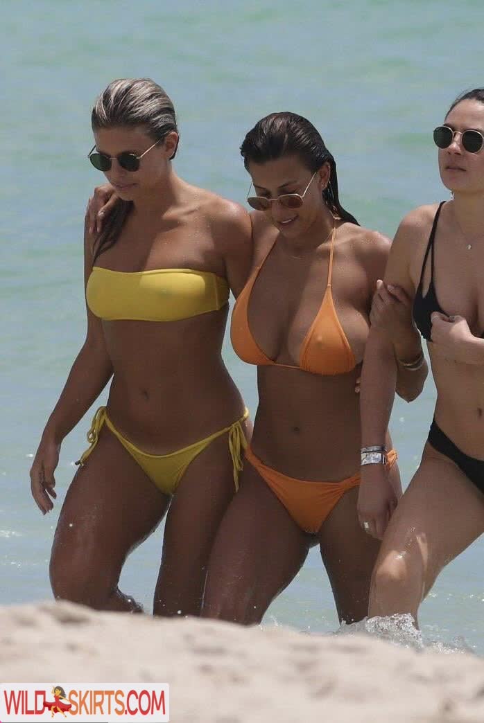 Devin Brugman / Natasha Oakley / devinbrugman nude Instagram leaked photo #7