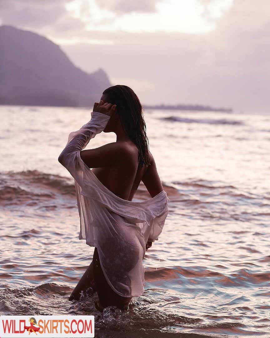 Devin Brugman / Natasha Oakley / devinbrugman nude Instagram leaked photo #23