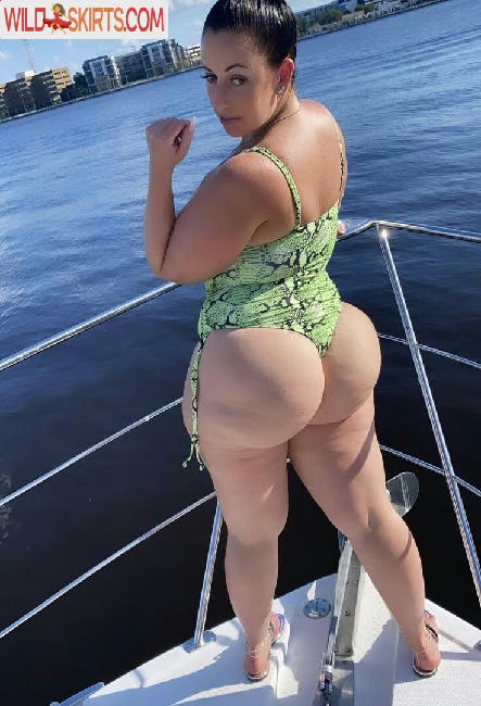 diamondntheruff103 / diamondntheruff103 / thickitalianmami nude OnlyFans, Instagram leaked photo #11