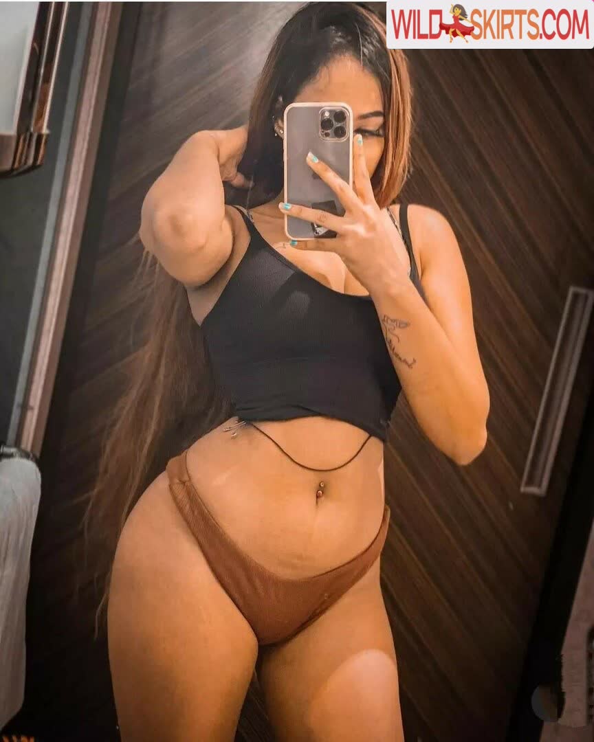 Dilnoor Aka / official_dilnoor_ / zosiaa_24 nude Instagram leaked photo