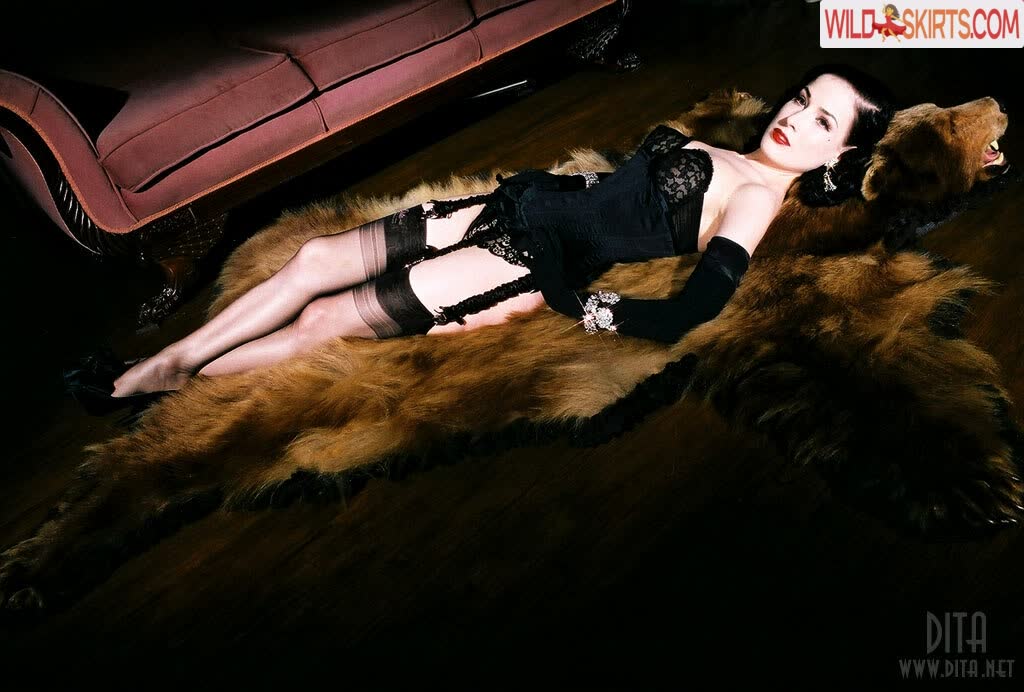 Dita Von Teese / Ditavonteese / creepy___spice nude OnlyFans, Patreon, Instagram leaked photo #5