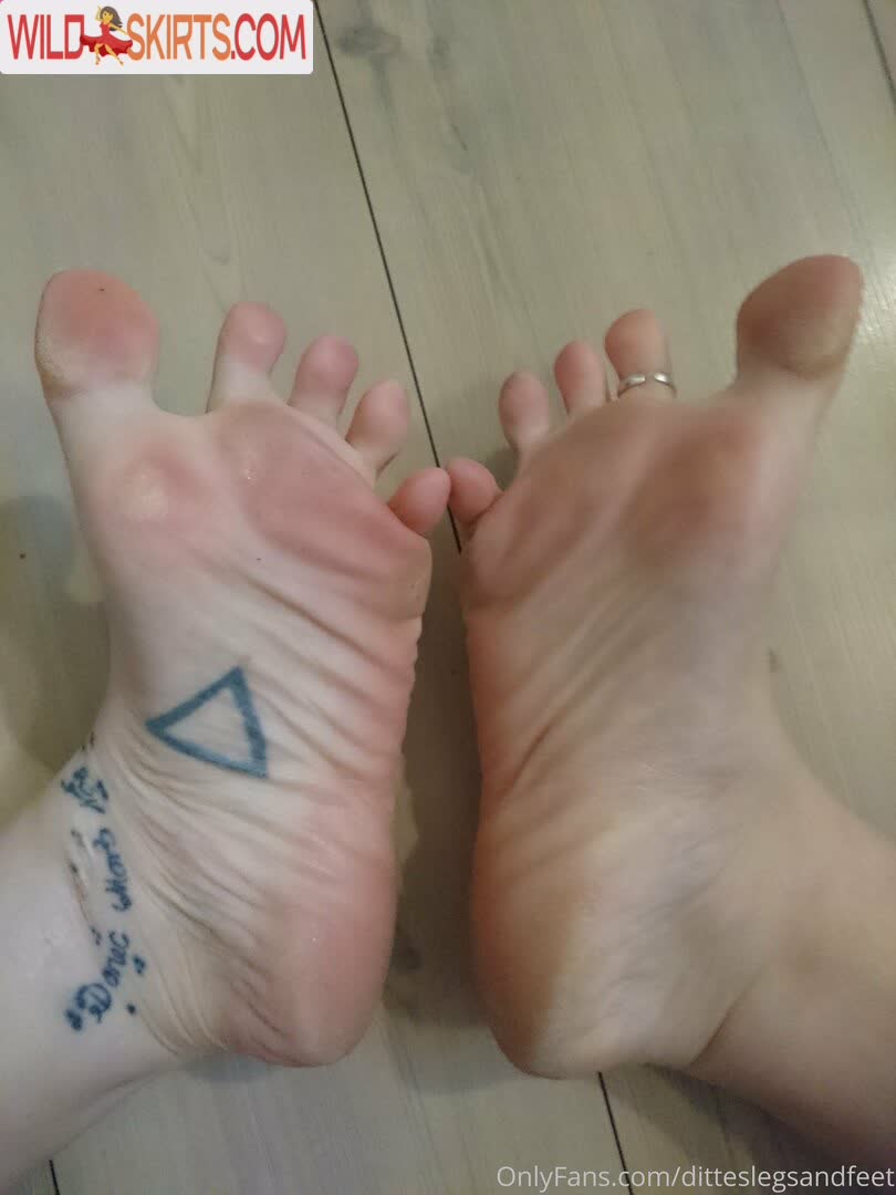 Ditteslegsandfeet nude leaked photo #14